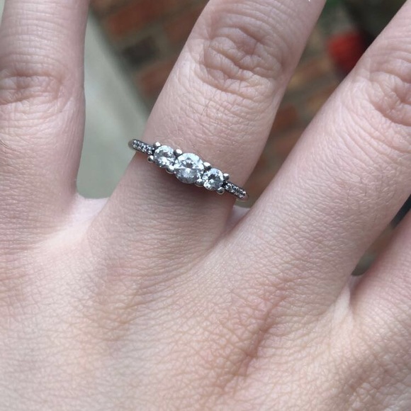 SOLD Fairytale Sparkle Pandora ring - Picture 2 of 7